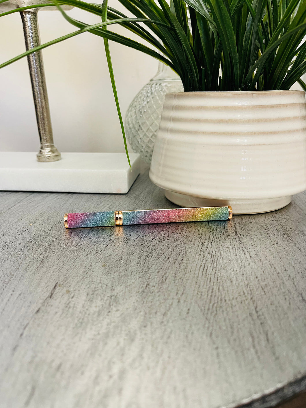 Rainbow lash pen